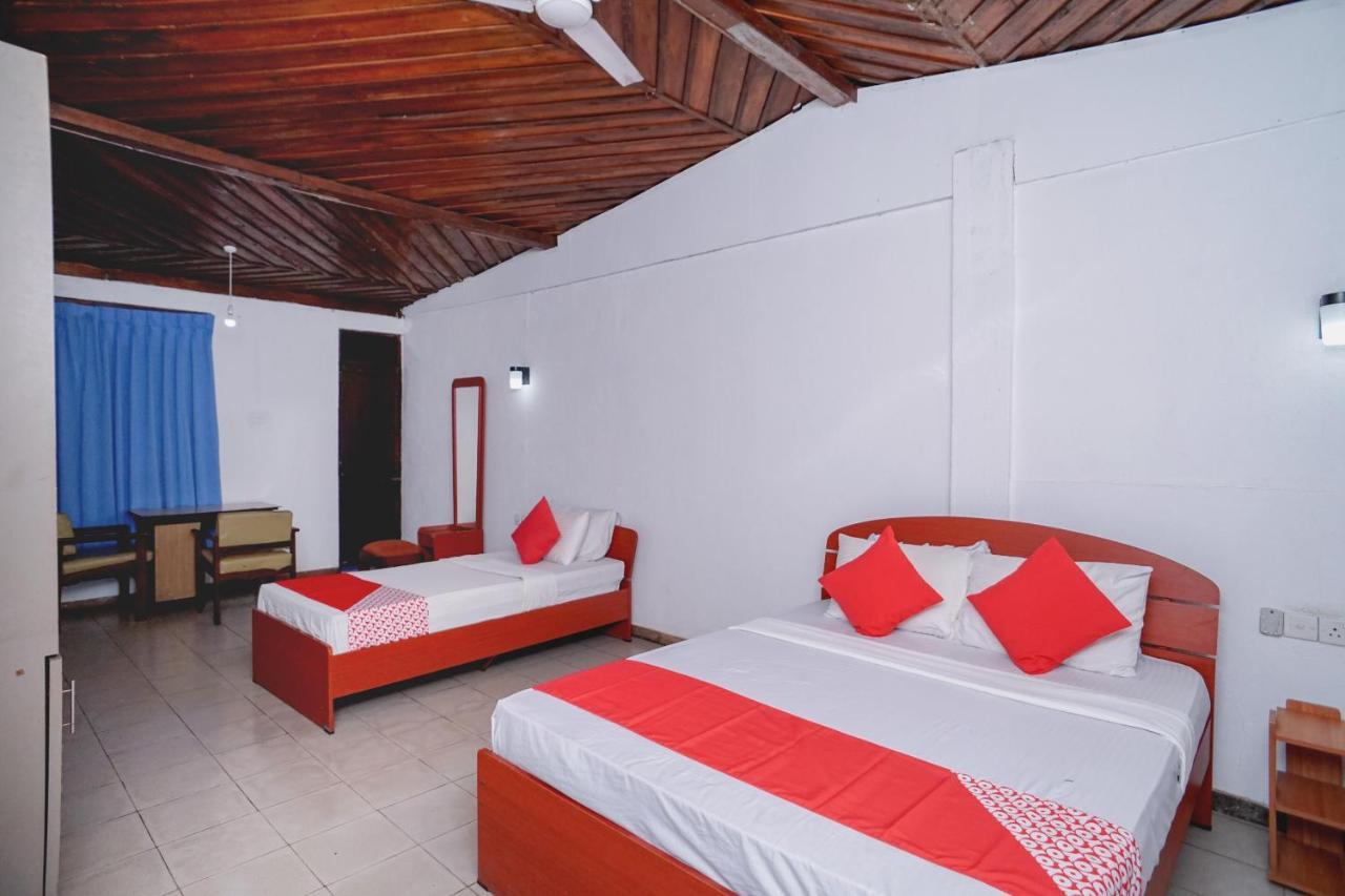 אונה ואטונה Oyo 384 Dilena Beach Resort מראה חיצוני תמונה