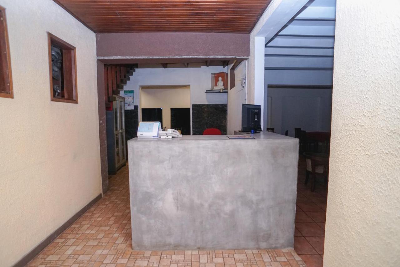 אונה ואטונה Oyo 384 Dilena Beach Resort מראה חיצוני תמונה