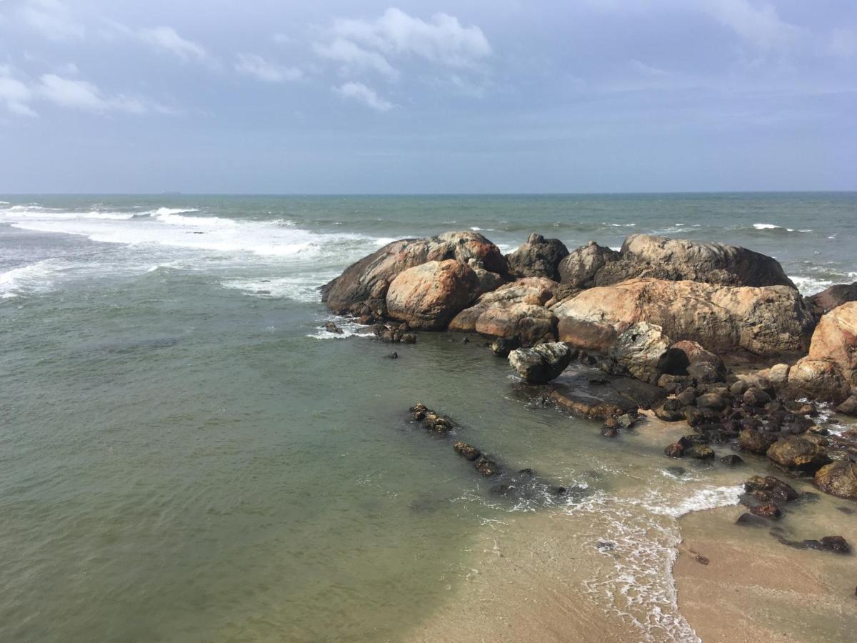 אונה ואטונה Oyo 384 Dilena Beach Resort מראה חיצוני תמונה